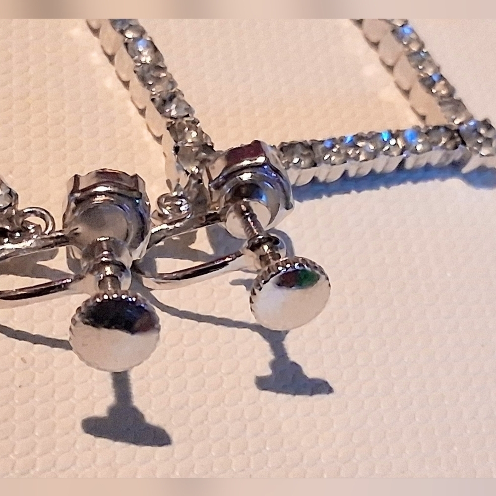 * Vintage Rhinestones Square Shaped Dangle Drop Screwback Earrings - Picture 4 of 4